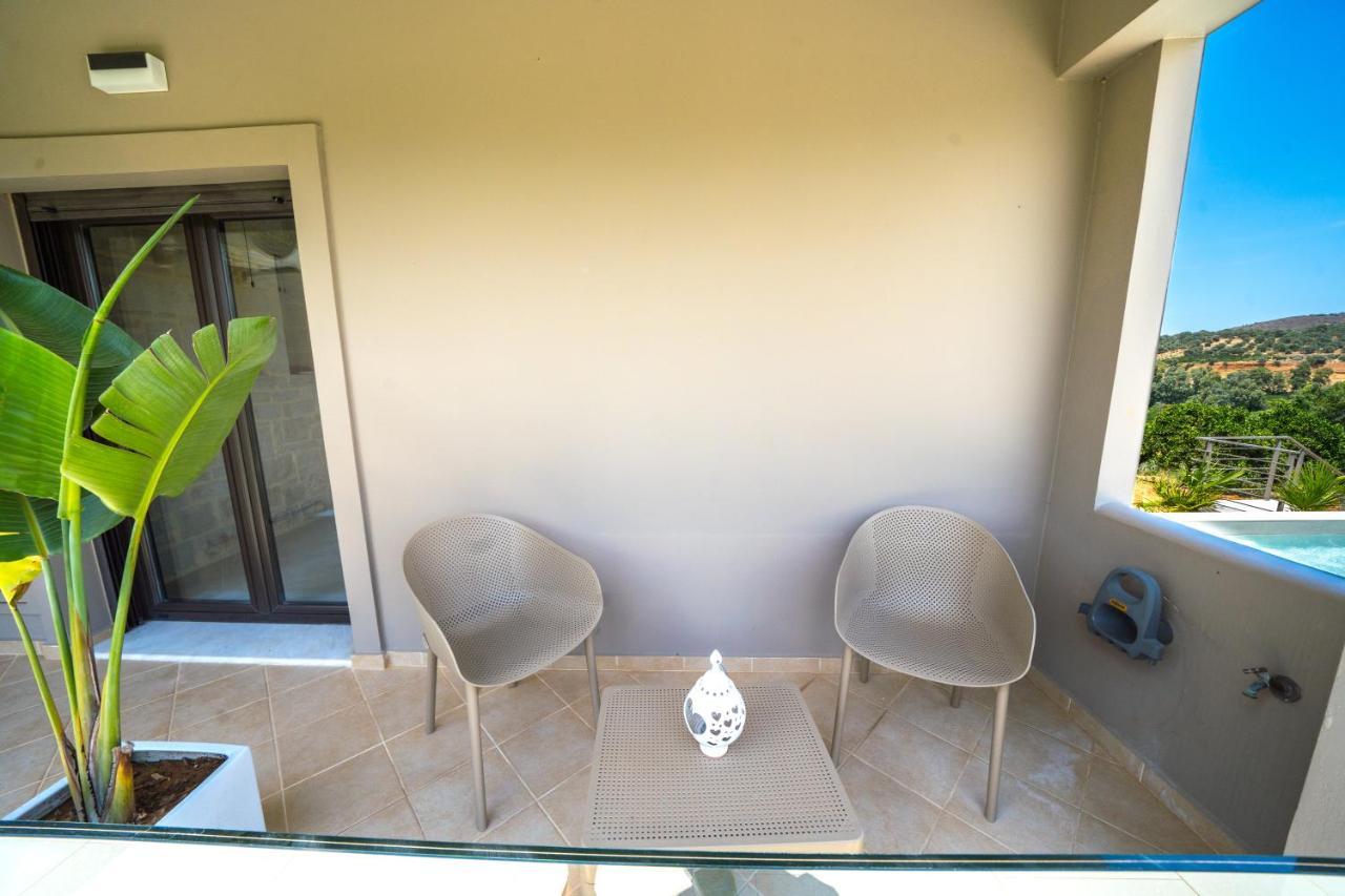 Villa Florentina ✩ Private Pool ✩ Bbq ✩ 7 Guests Alikianos ภายนอก รูปภาพ